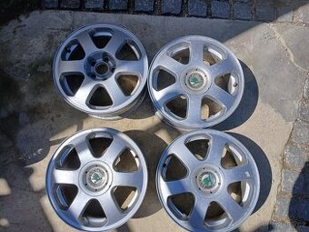 Alu kola 5x100