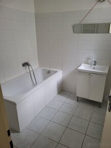 Nabizim k pronajmu byt 1+1 v centru Bystřice pod Hostynem