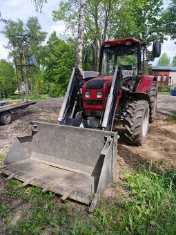 Traktor belarus