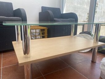 Konferenční stolek