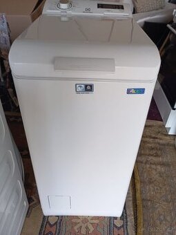 Zánovní pračka Electrolux