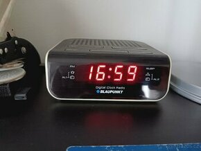 Digitální rádio a budík Blaupunkt