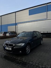 BMW 318D 2011