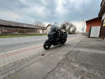 Yamaha X-max 125