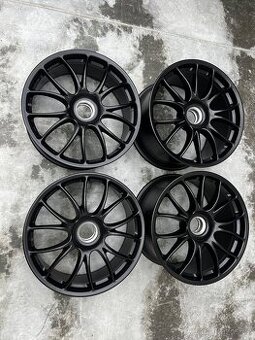 BBS RE Ferrari r19