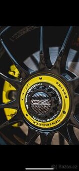 OZ Racing Ultraleggera 5x100 r18