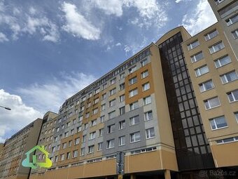 Prodej bytu 2+kk 48,5m2 se sklepem, Praha - Stodůlky