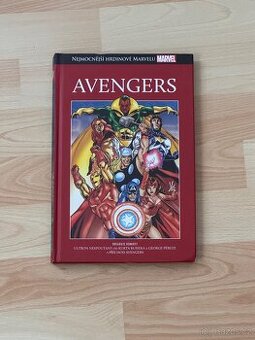 AVENGERS KNIHA