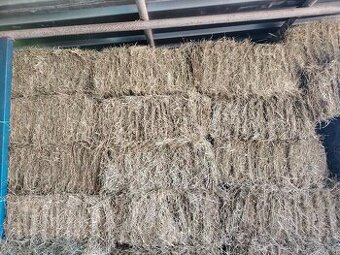 Sláma a seno - malé balíky