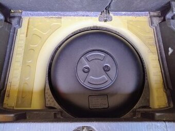 Výměna LPG nádrže v Opel Corsa na počkání, tovární LPG