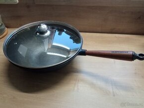 Litinová pánev Skeppshult 32 cm