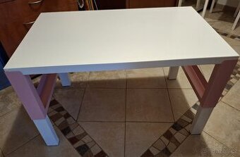 Dětský stůl zn. Ikea (Pahl)