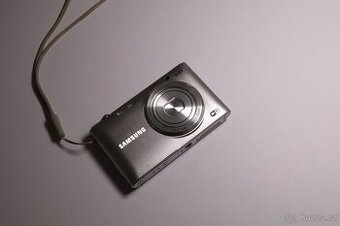 Samsung ST150F Stříbrný