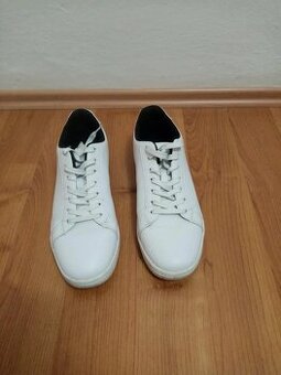 Bílé tenisky cel. 41