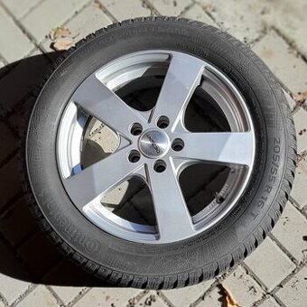 Kometn sada tych kol Dezent a zimnich pneu Continental