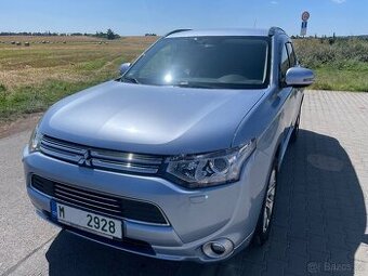 Mitsubishi Outlander 2,0 benzin PHEV Hybrid 89kw