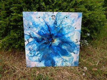 Hodiny - námořnická modř