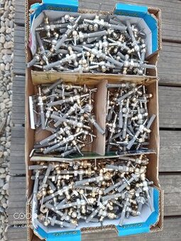 Kuželové kohouty Jawa, ČZ