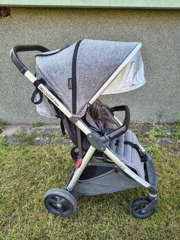 Kočárek sportovní skládací Oyster Zero šedý