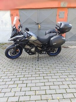 Prodám Suzuki dl 650 v-strom xt