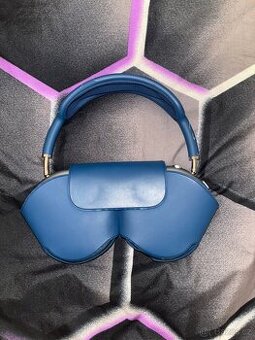 AirPods Max 2020 lightning