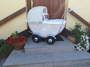 RETRO KOČÁREK LIBERTA ŠESTIPÉRÁK KOŠATINA