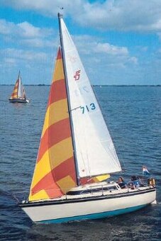 kajutová plachetnice Friendship 22 (ploutvokýl)