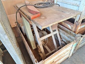 Pila na dřevo, cirkulárka