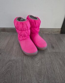 Zimní crocs
