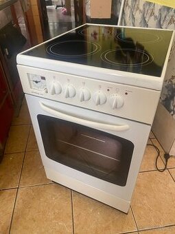 Sklokeramický Sporák privileg