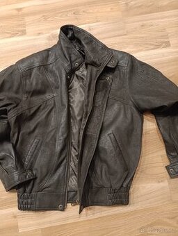 Kožená bunda Parisa