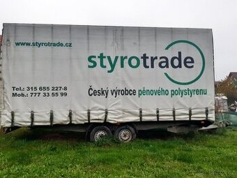 Vlek pro nákladní vůz