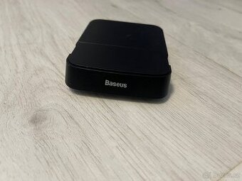 Inteligentní dokovací stanice Baseus