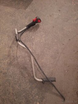 Řidítka křovinořez