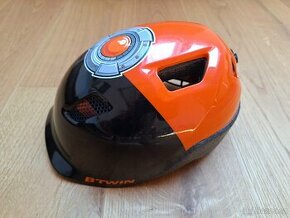 Dětská cyklistická helma Decathlon (51-56 cm)