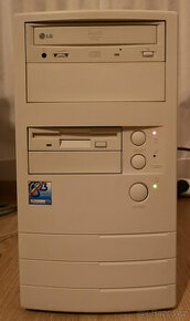 Predám Retro PC Pentium 200 MHz (02)