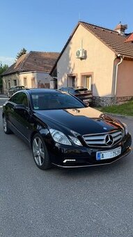 Mercedes e coupe 350 / 2009 / 170kw / top