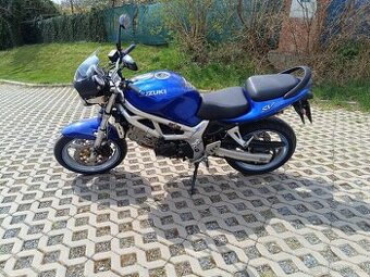 Motorka Suzuki SV650