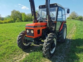 ZETOR 7245 S ČELNÍM NAKLADAČEM QUICKE 520