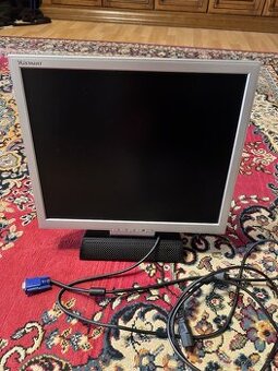 Monitor s klávesnicí - 1