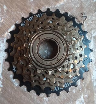Vícekolečko Shimano MF-TZ500-6