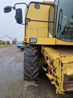 Kombajn Sklízecí mlátička NH TX66 new holland