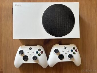 Xbox Series S | 2 ovladače