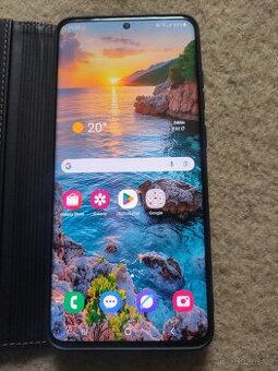 Samsung s20 ultra 5g velikost 6.9" 120hz