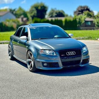 Audi RS4 B7 4.2 V8 QUATTRO