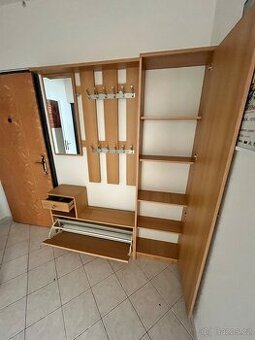 Botník + věšák se skříňkou - 1