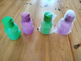 Lahvička žabka a tučňák Tupperware