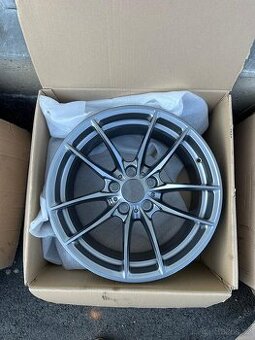 BMW M3 F80 M4 F82 F83 ALU disk NOVÝ originál