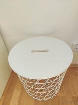 IKEA Kvistbro stolek na deky