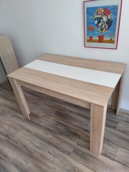 Jídelní stůl IKEA